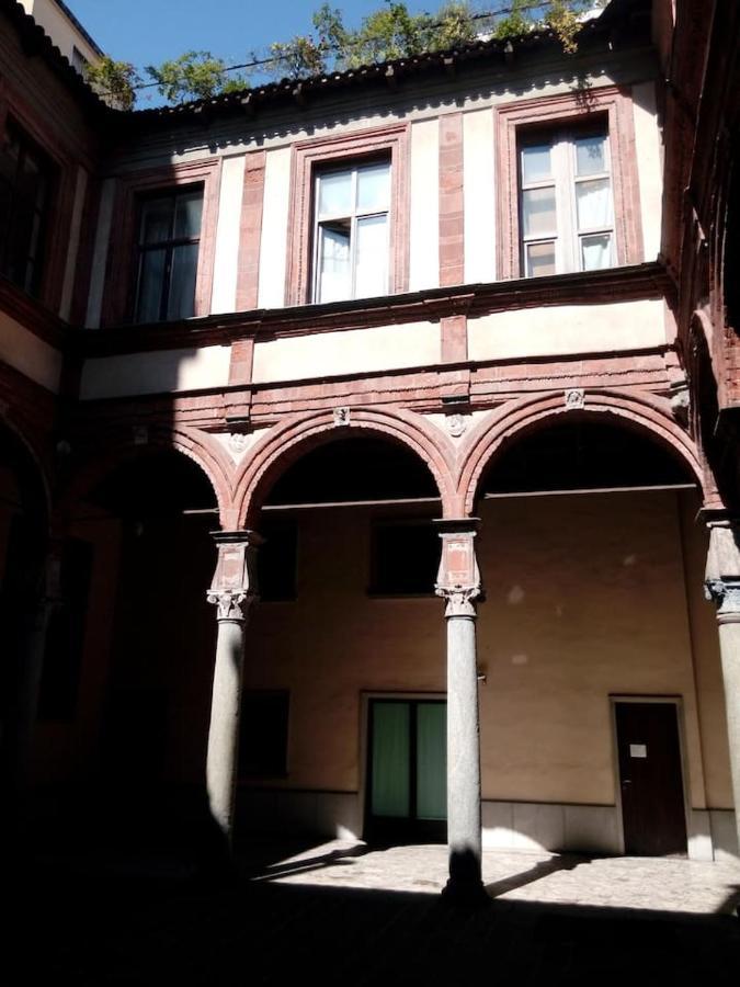 ℒovely & ℰlegant Studio Next To Duomo/Missori Milán Exteriér fotografie