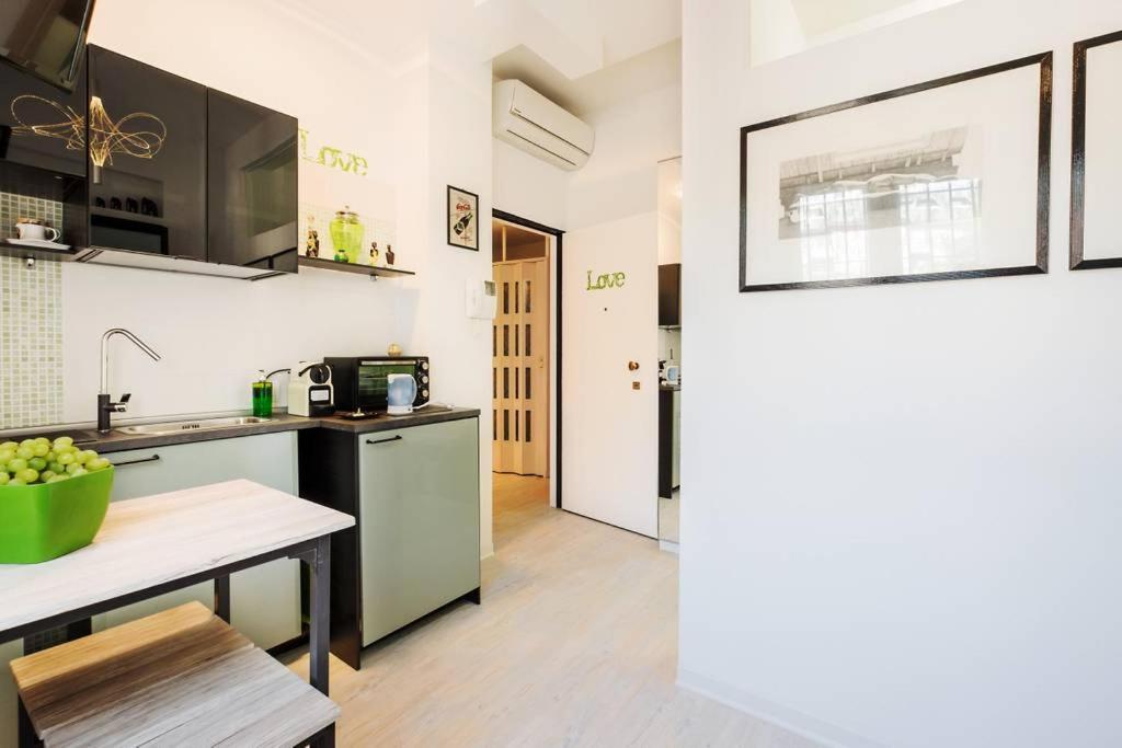 ℒovely & ℰlegant Studio Next To Duomo/Missori Milán Exteriér fotografie