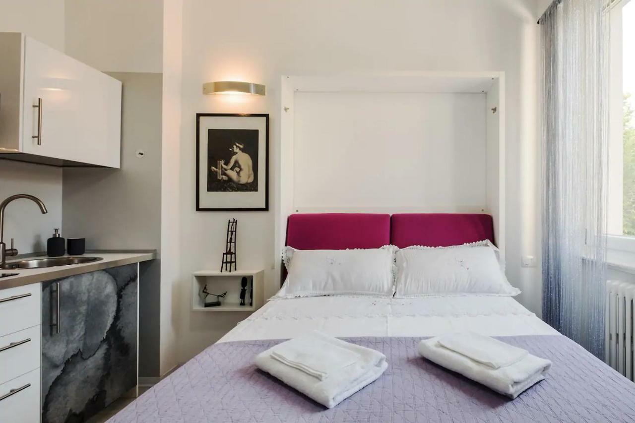 ℒovely & ℰlegant Studio Next To Duomo/Missori Milán Exteriér fotografie