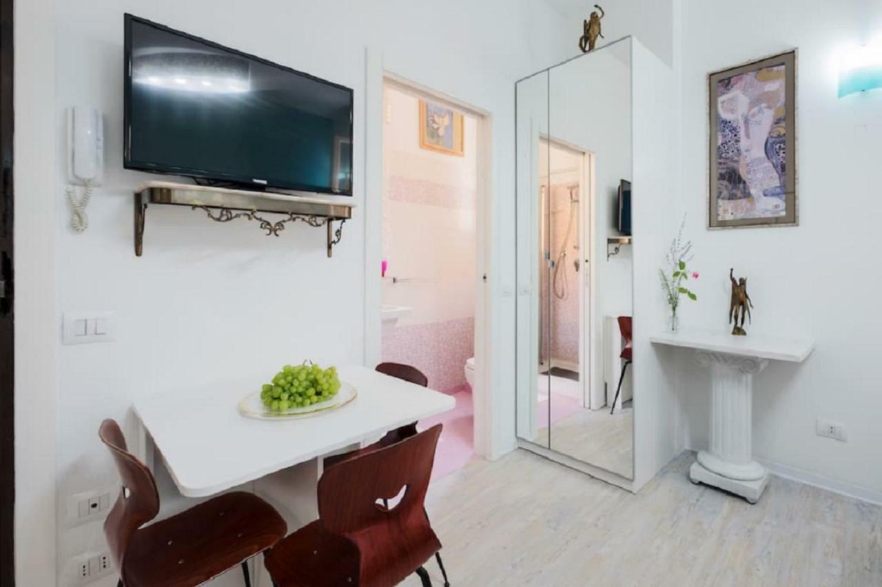 ℒovely & ℰlegant Studio Next To Duomo/Missori Milán Exteriér fotografie