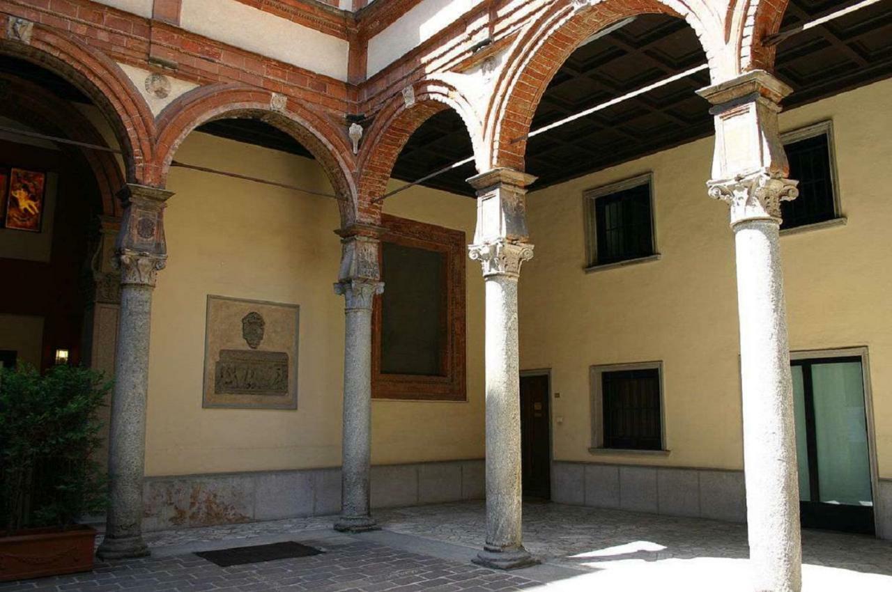 ℒovely & ℰlegant Studio Next To Duomo/Missori Milán Exteriér fotografie